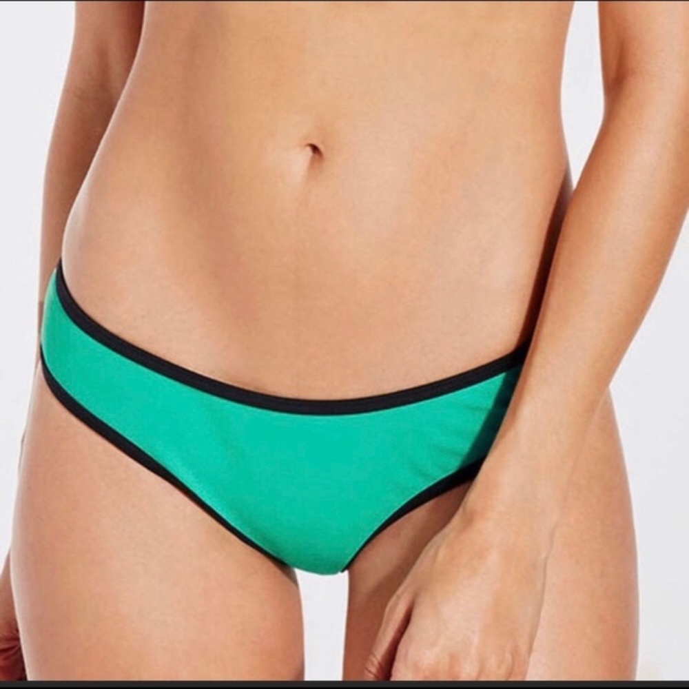 NEW Fabletics bajan hipster green/black bikini swim bottom size M